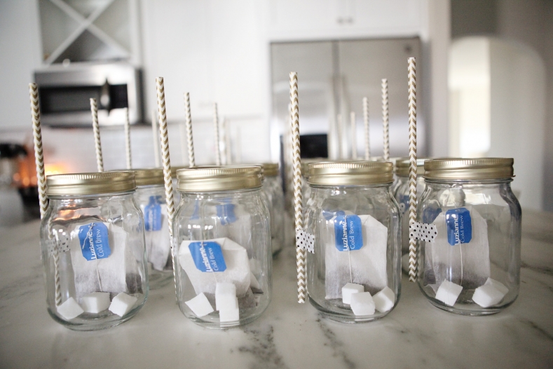 Sweet Tea in Mason Jar Favors