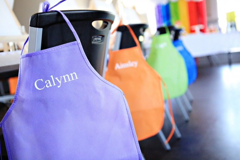 Personalized aprons for an art party