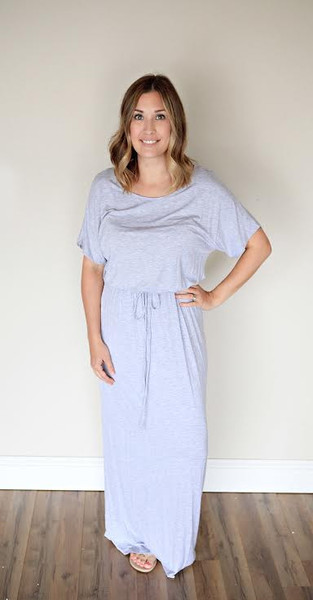 The Gunner Boyfriend Maxi is a grey short sleeve boyfriend maxi dress. 